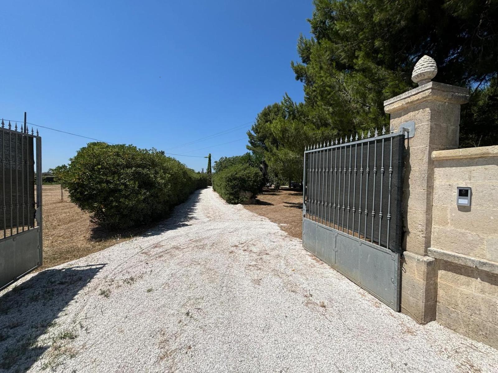 Tenuta Pizzi San Pietro Vernotico Dış mekan fotoğraf